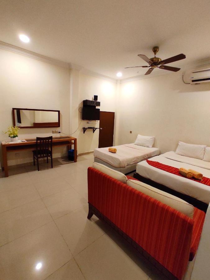Adina Drive-In Motel Cenang - Managed By Shell Out Resort Pantai Cenang  Esterno foto