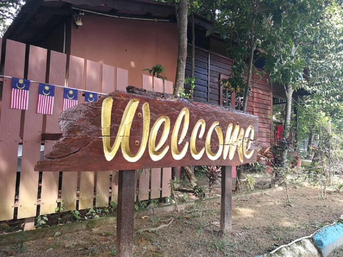 Adina Drive-In Motel Cenang - Managed By Shell Out Resort Pantai Cenang  Esterno foto