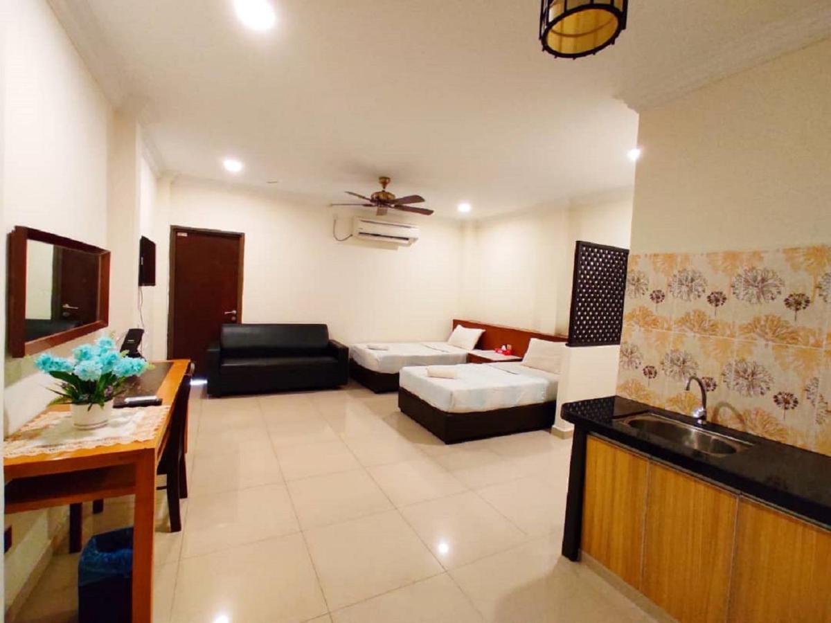 Adina Drive-In Motel Cenang - Managed By Shell Out Resort Pantai Cenang  Esterno foto