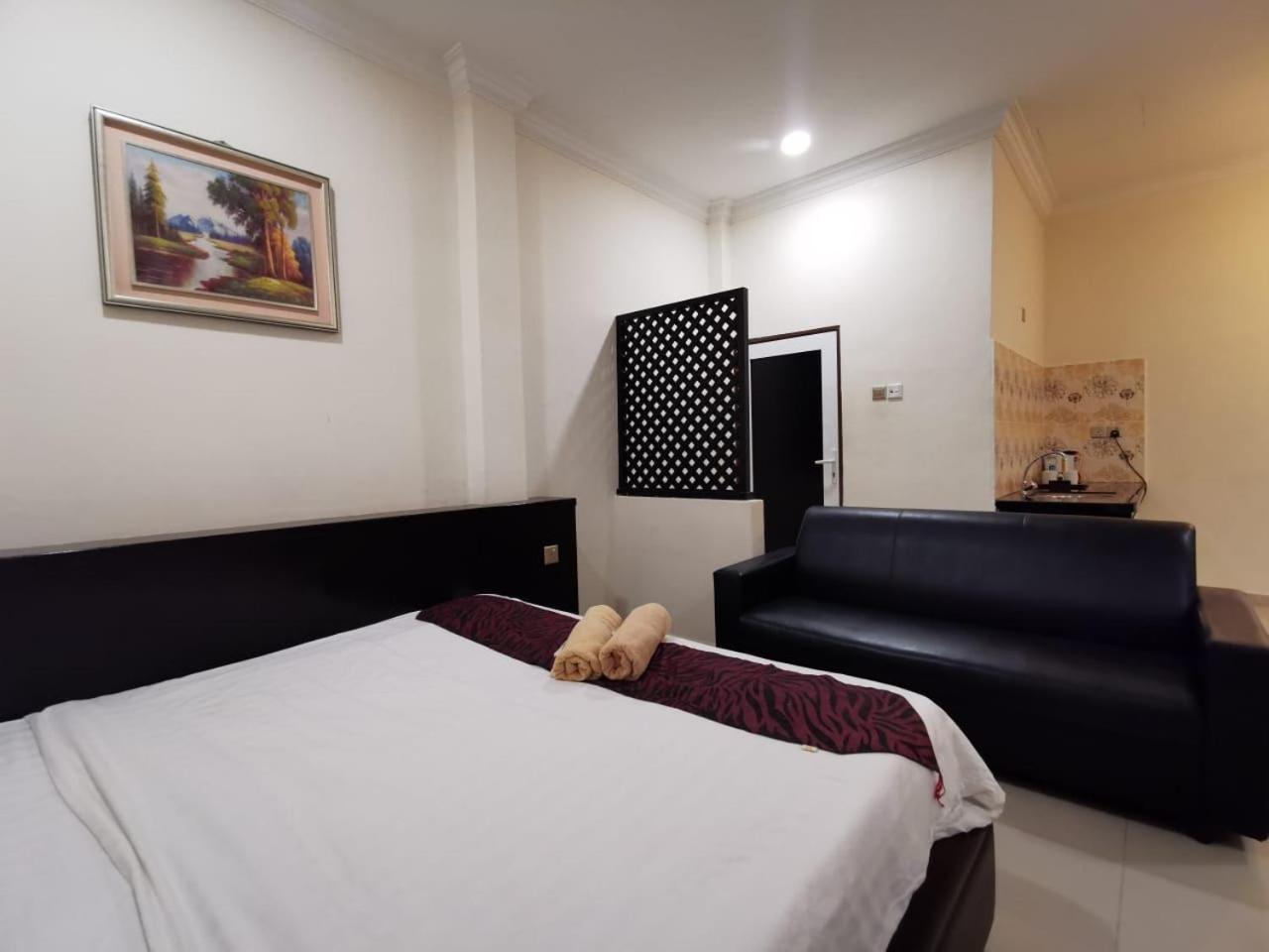 Adina Drive-In Motel Cenang - Managed By Shell Out Resort Pantai Cenang  Esterno foto