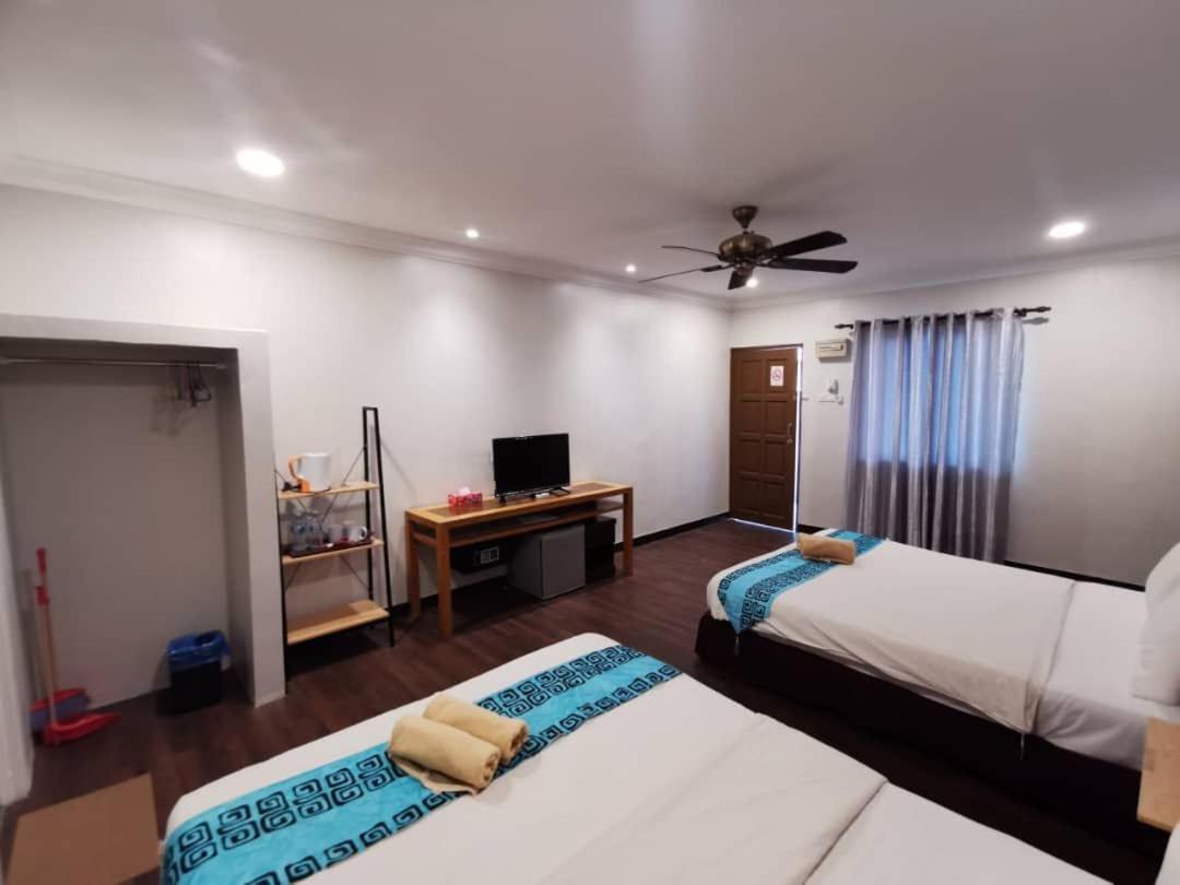Adina Drive-In Motel Cenang - Managed By Shell Out Resort Pantai Cenang  Esterno foto