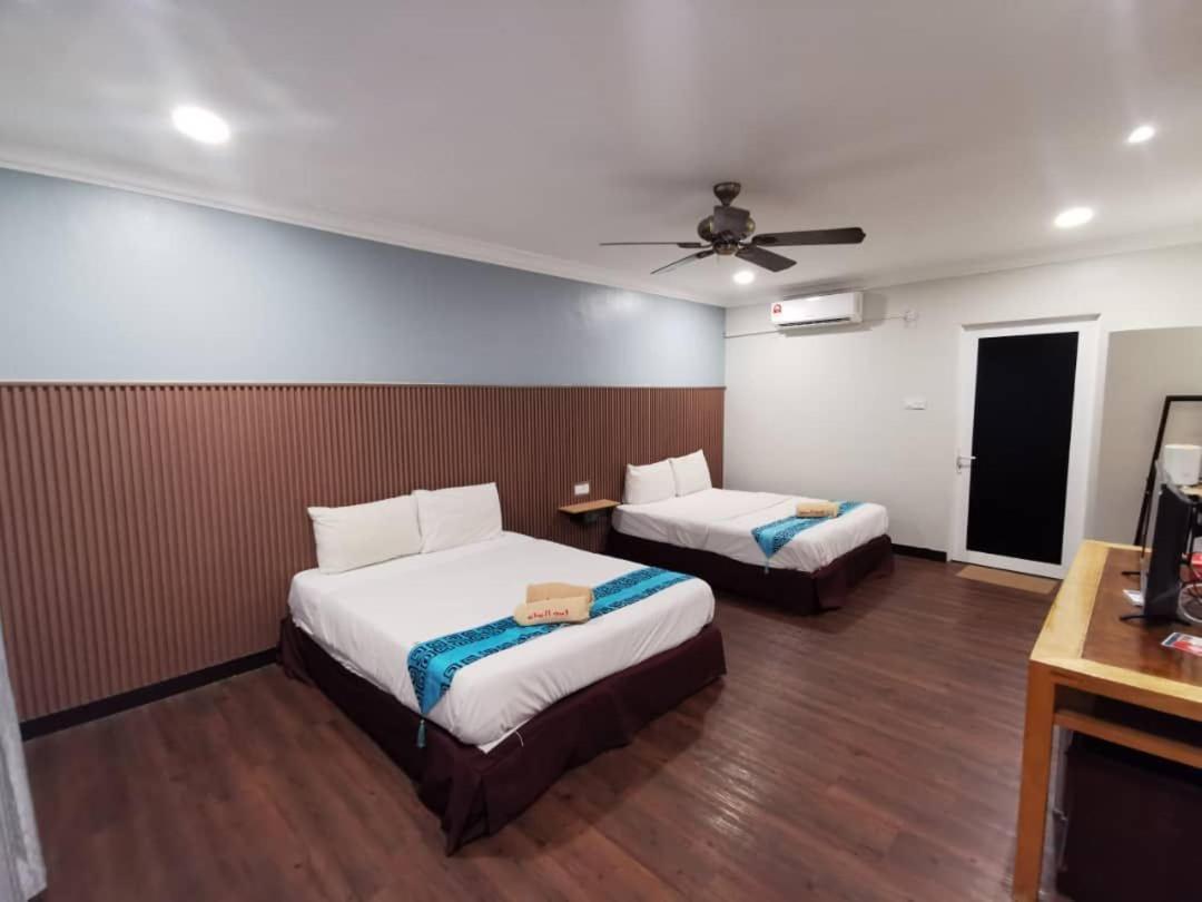 Adina Drive-In Motel Cenang - Managed By Shell Out Resort Pantai Cenang  Esterno foto