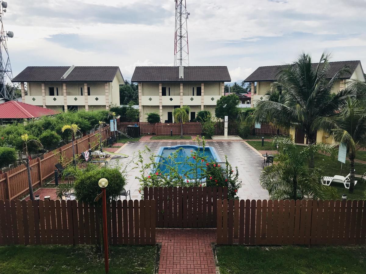 Adina Drive-In Motel Cenang - Managed By Shell Out Resort Pantai Cenang  Esterno foto